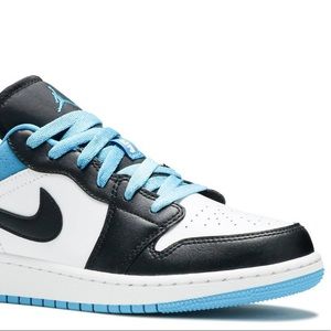 AIR JORDAN 1 LOW SE GS 'LASER BLUE'